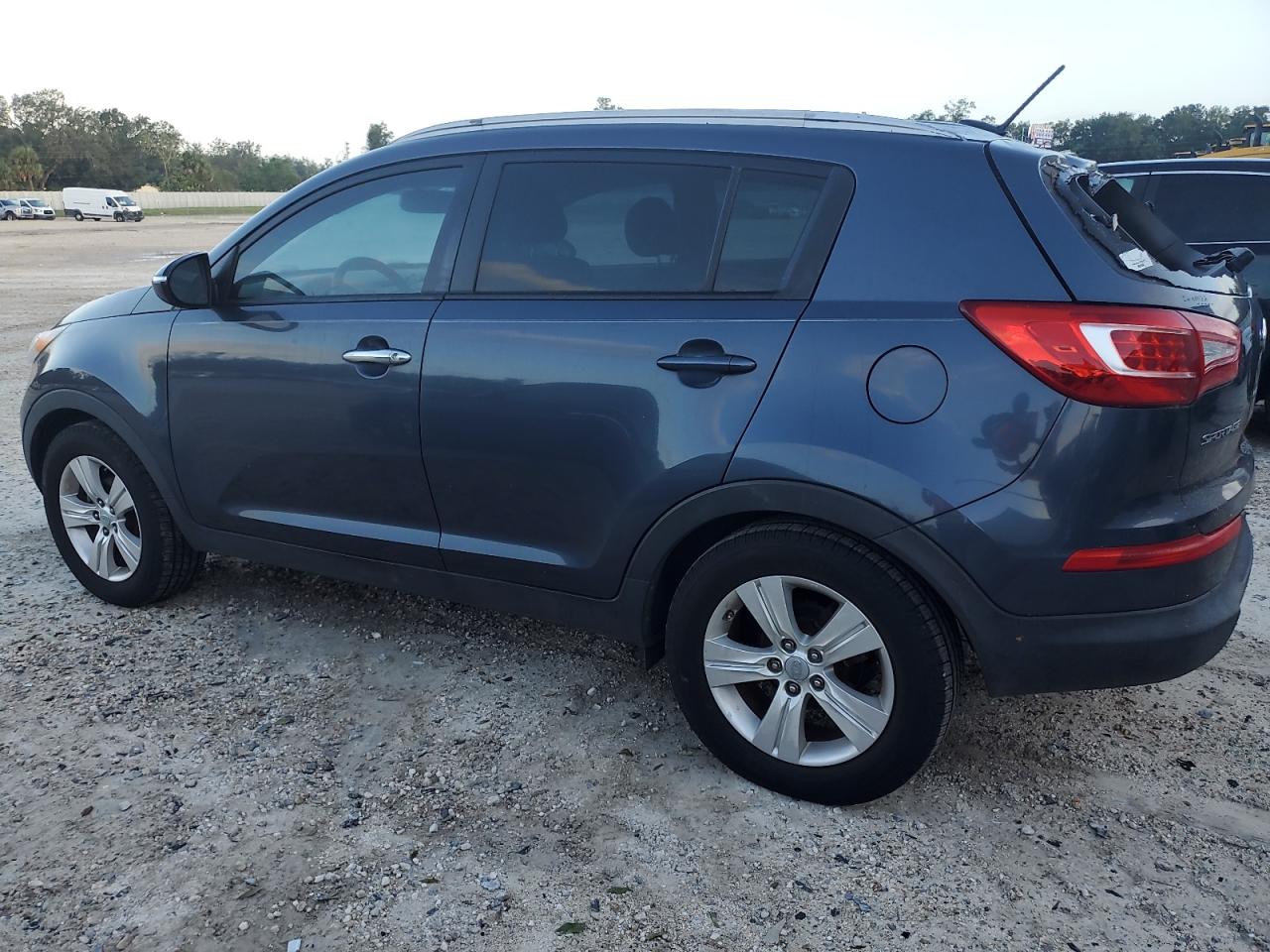 2011 Kia Sportage - Image 2