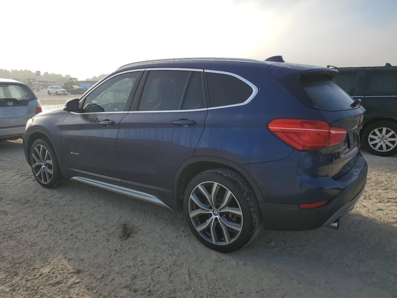 WBXHU7C37H5H34533 2017 BMW X1 Sdrive28I