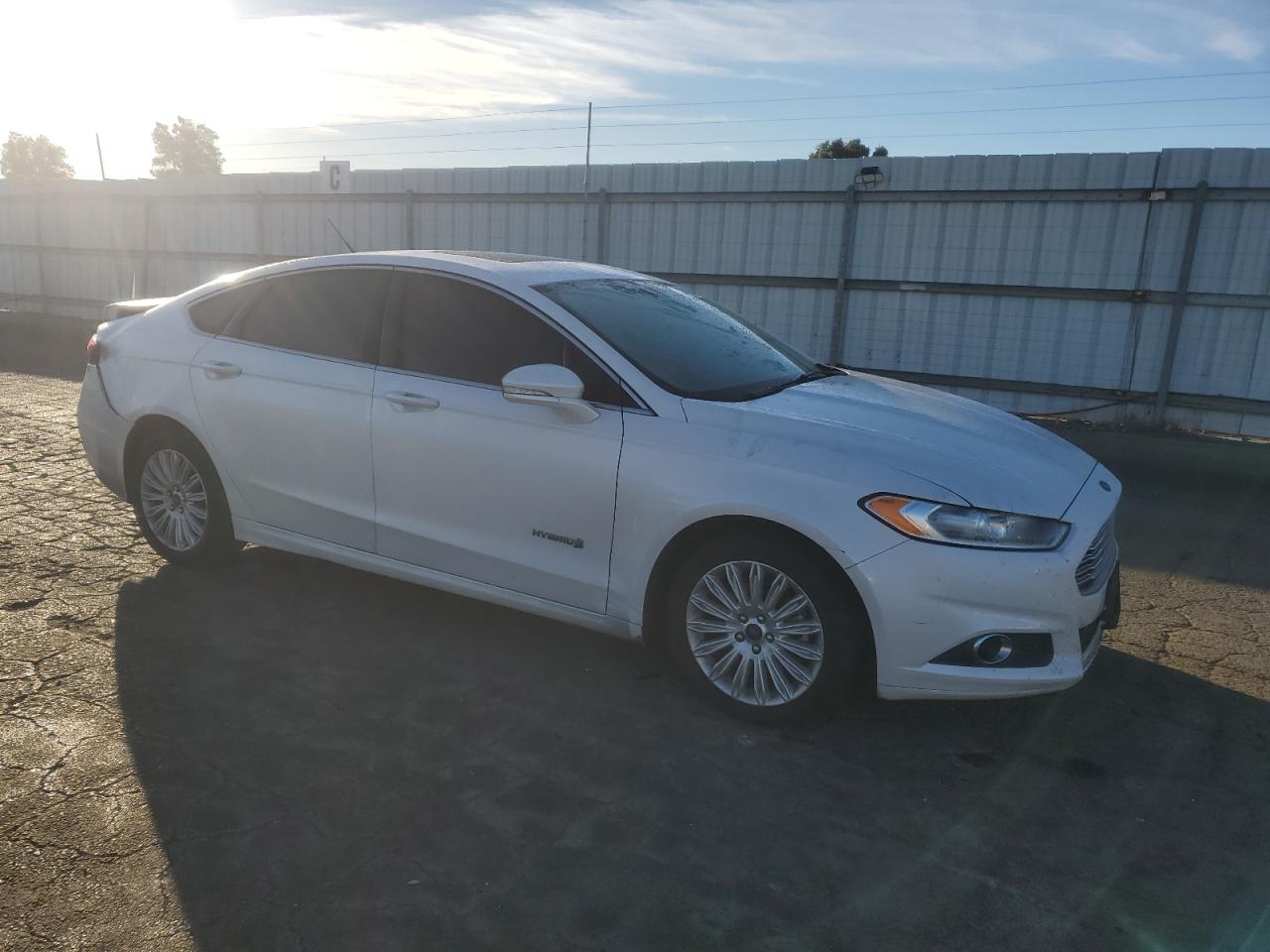 VIN 3FA6P0LU2ER292638 2014 FORD FUSION no.4