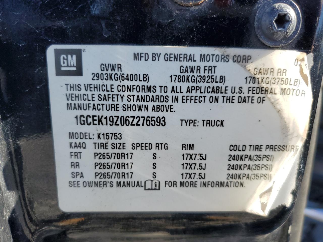 2006 Chevrolet Silverado - Image 12