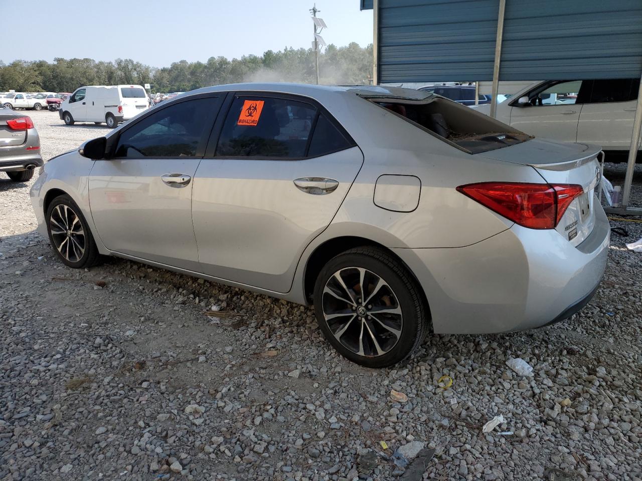 2017 Toyota Corolla - Image 2
