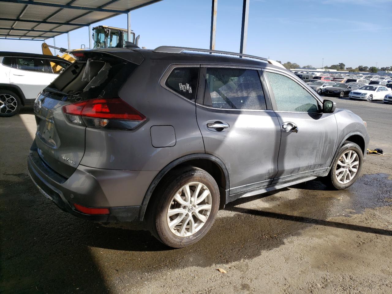 2020 Nissan Rogue - Image 3