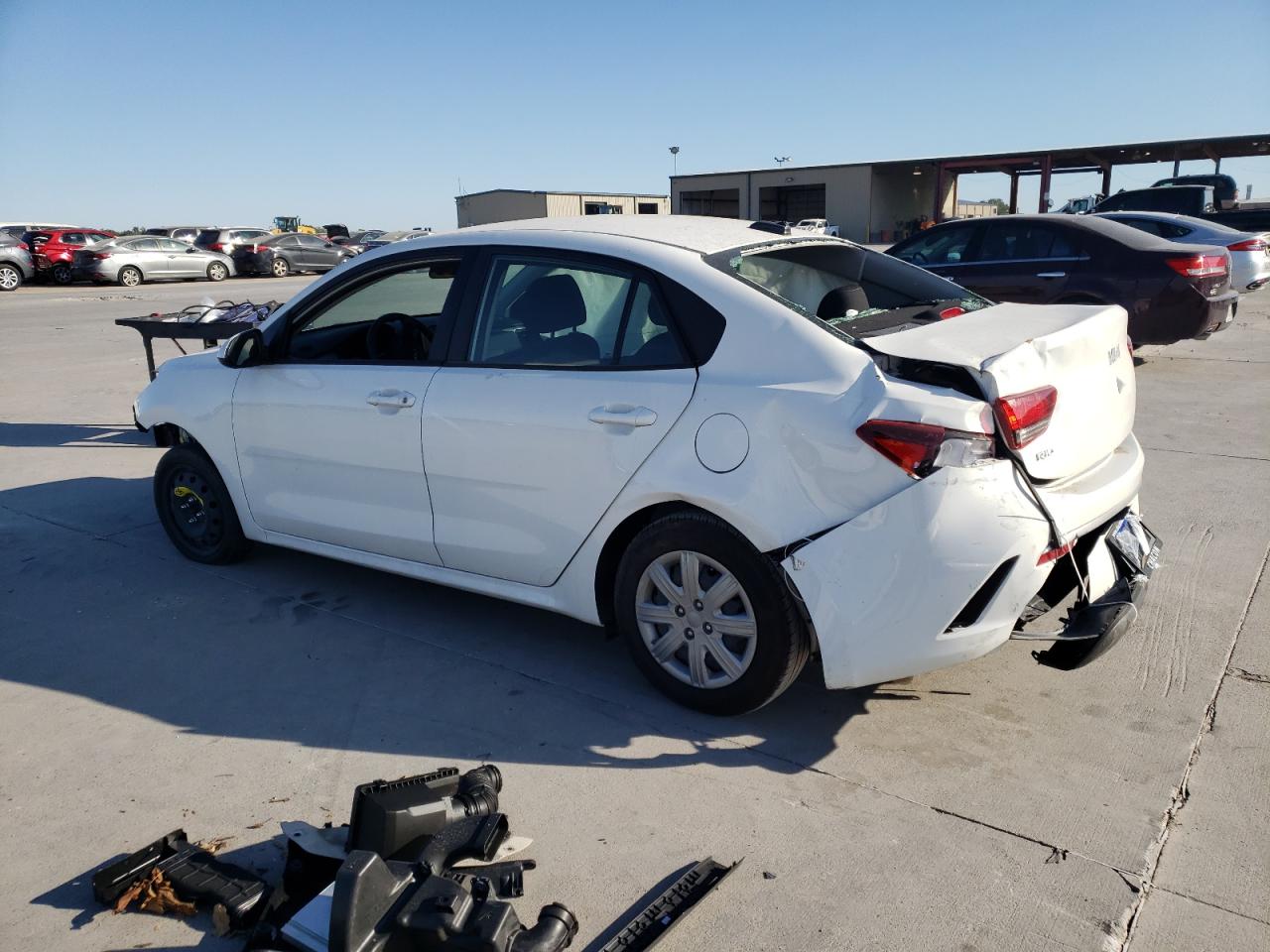 2023 Kia Rio - Image 2