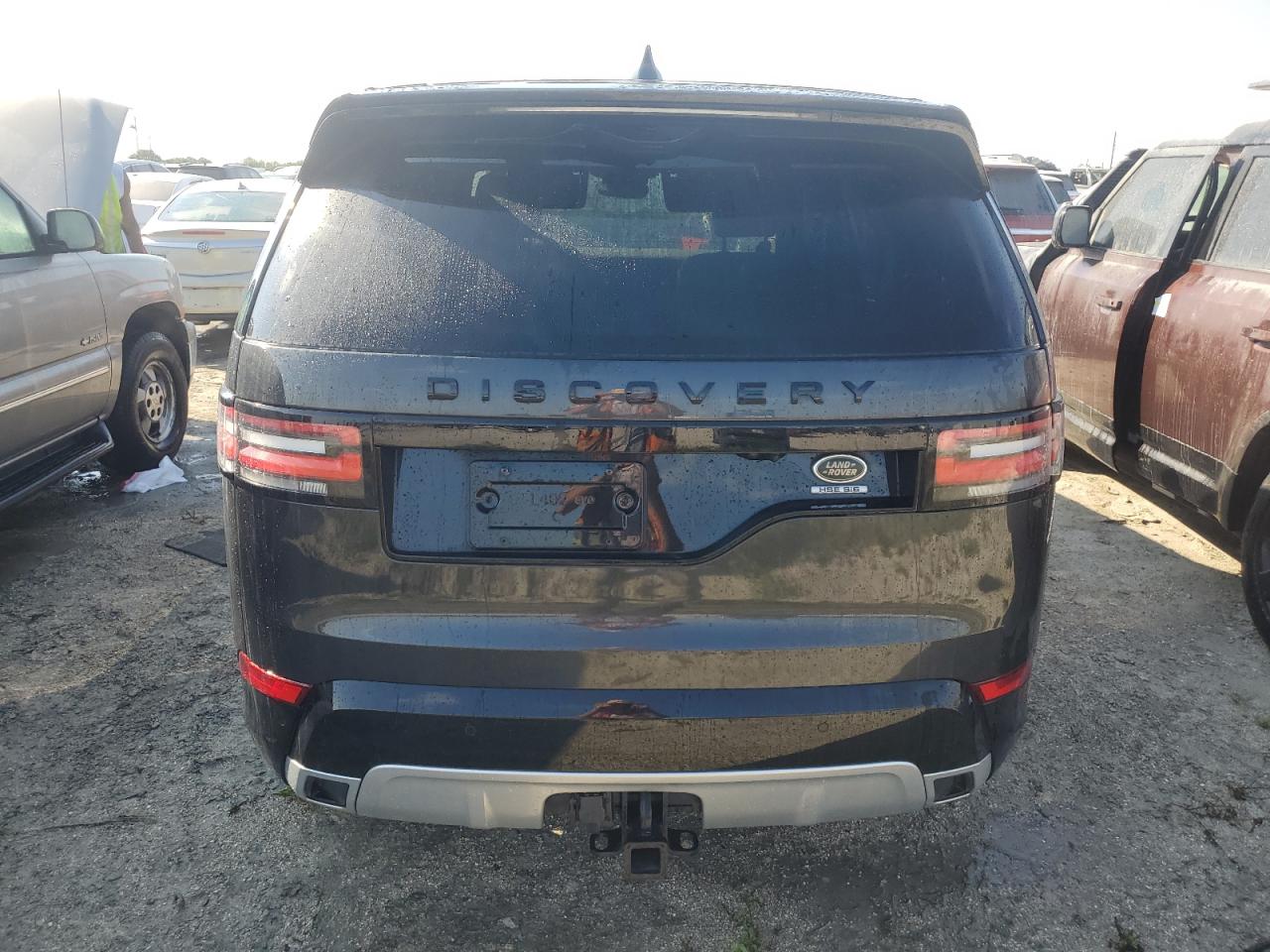 2019 Land Rover Discovery - Image 6