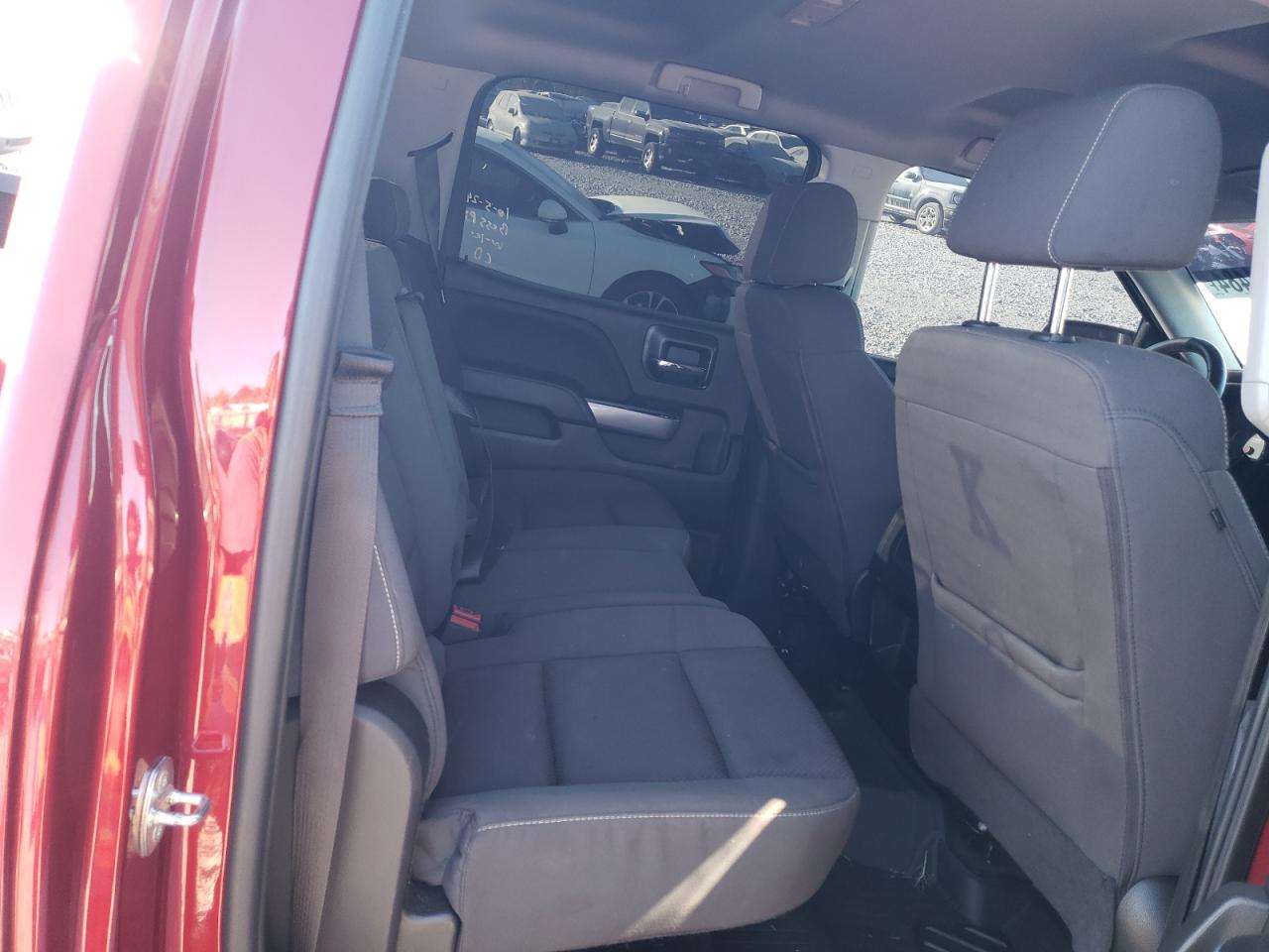 2018 Chevrolet Silverado - Image 10