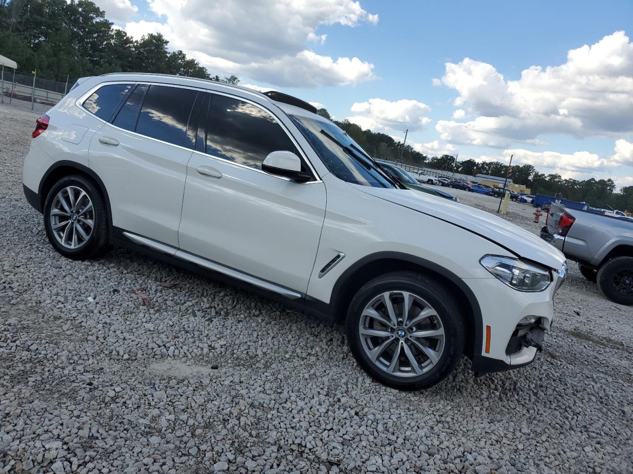 2019 BMW X3 - Image 4