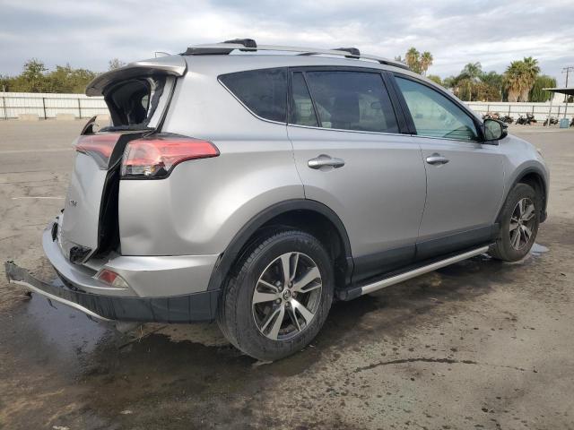 Parquets TOYOTA RAV4 2016 Srebrny