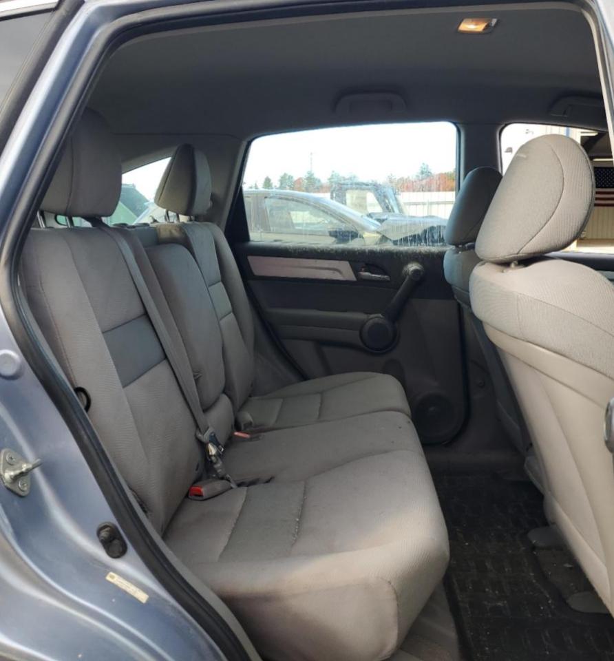 2011 Honda CR-V - Image 11