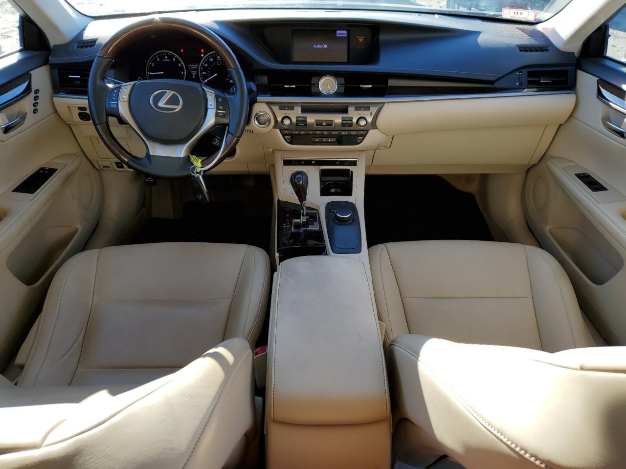 2013 Lexus ES - Image 8