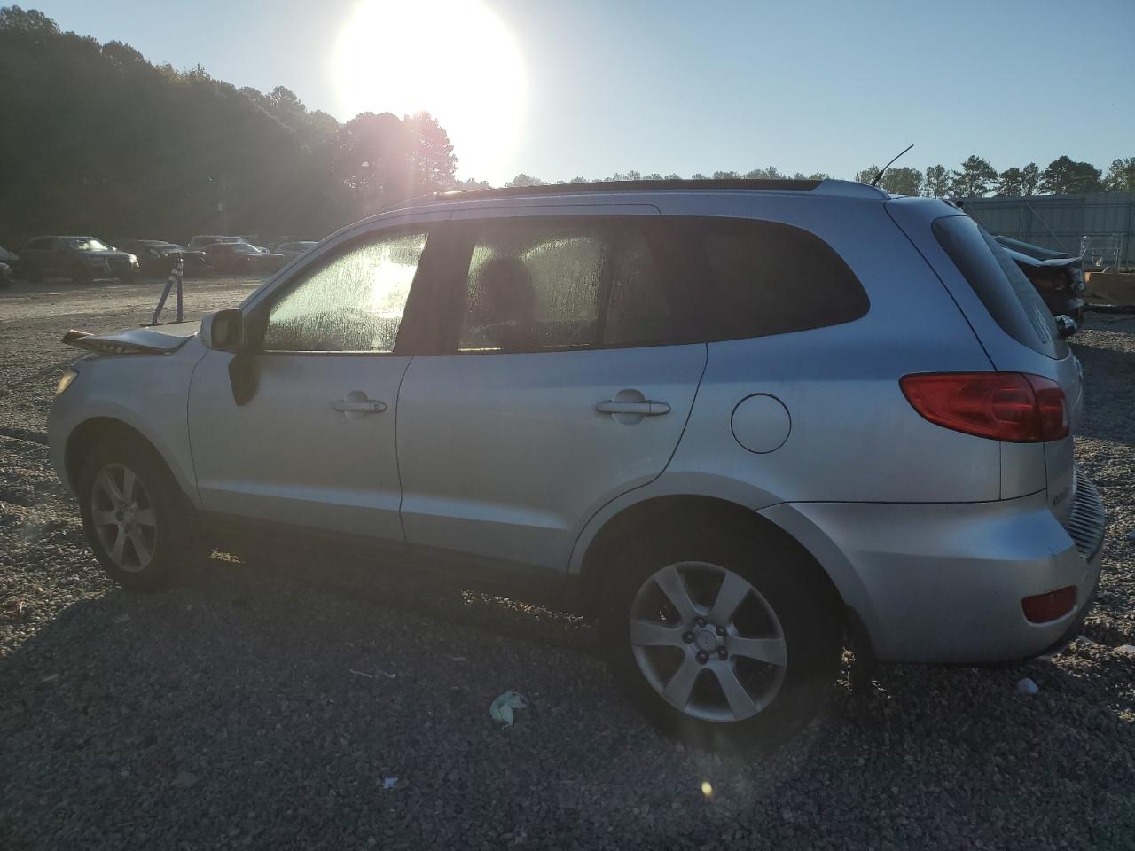 2008 Hyundai Santa Fe - Image 2