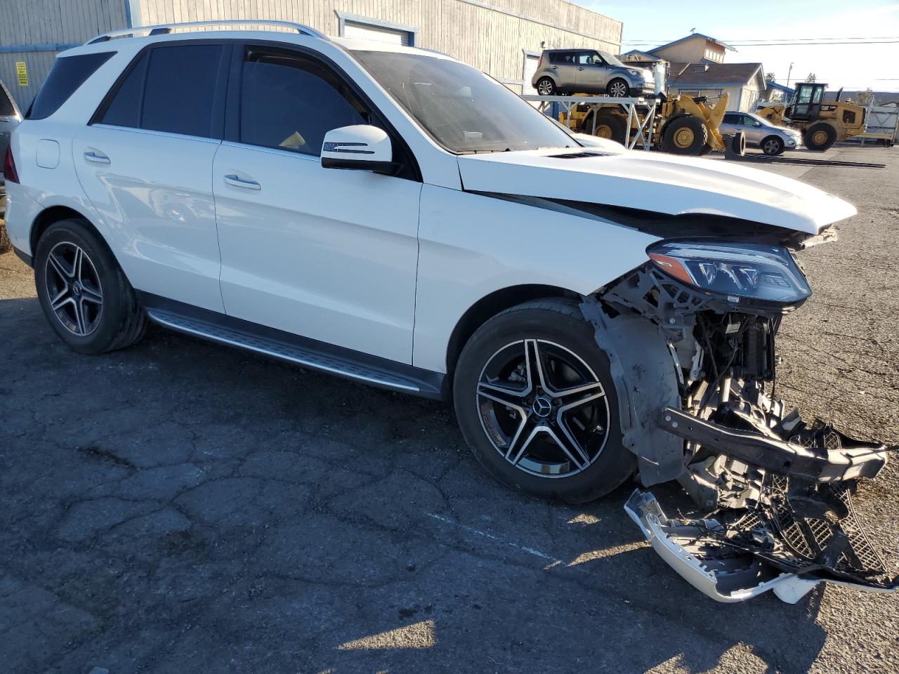 VIN 4JGDA5JB4GA690606 2016 MERCEDES-BENZ GLE-CLASS no.4