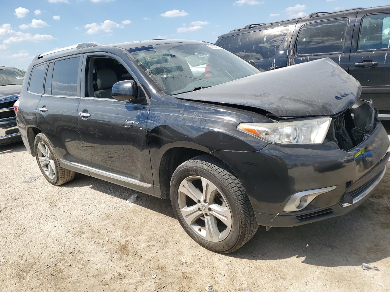 5TDYK3EH0DS131865 2013 Toyota Highlander Limited