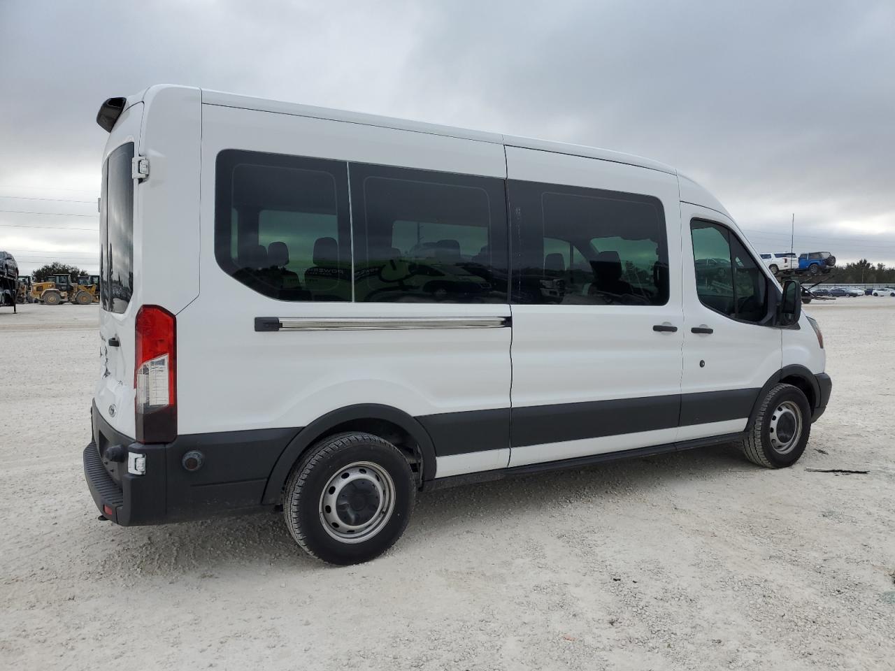 2019 Ford Transit - Image 3