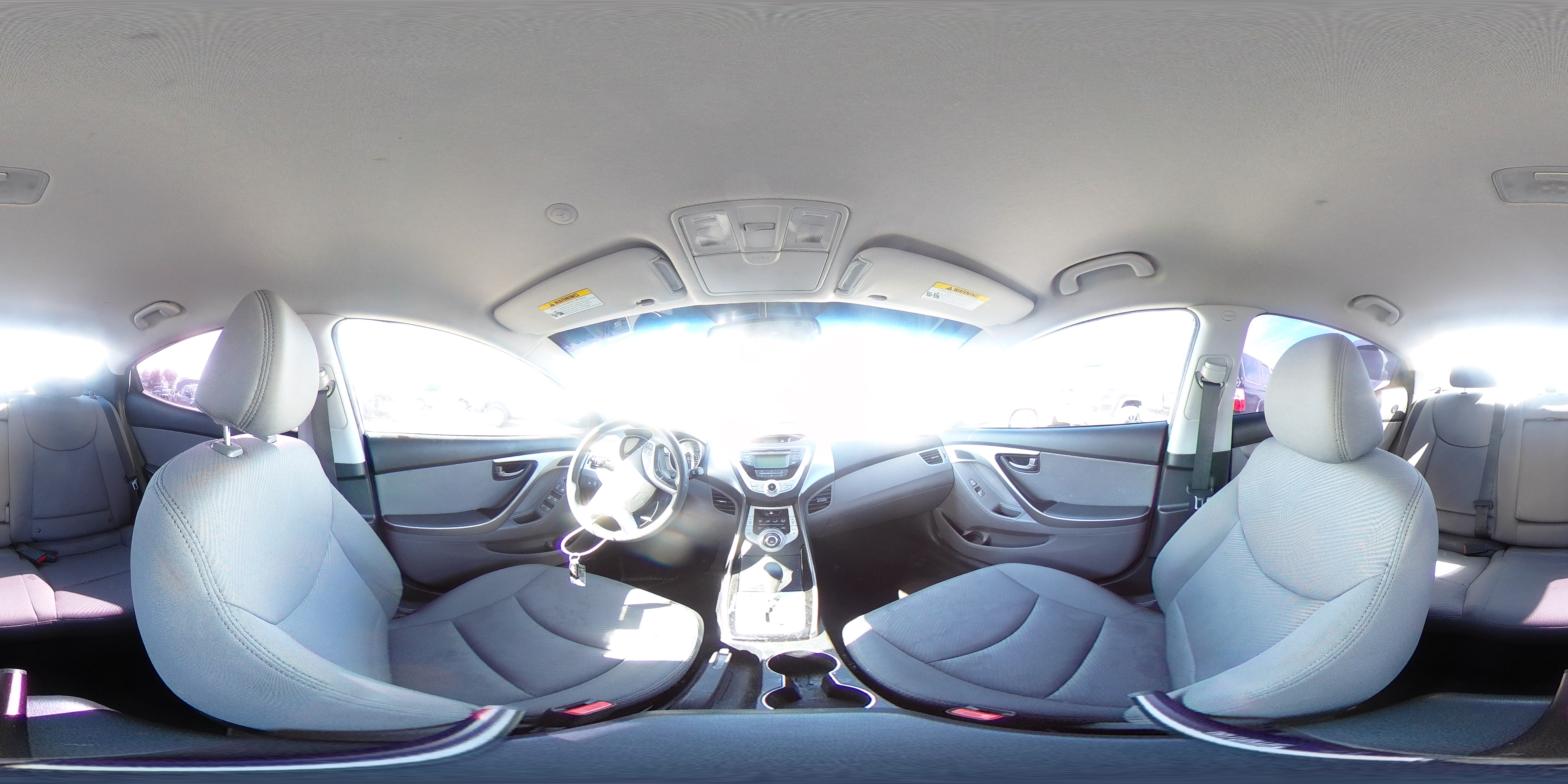 2013 Hyundai Elantra - Image 12