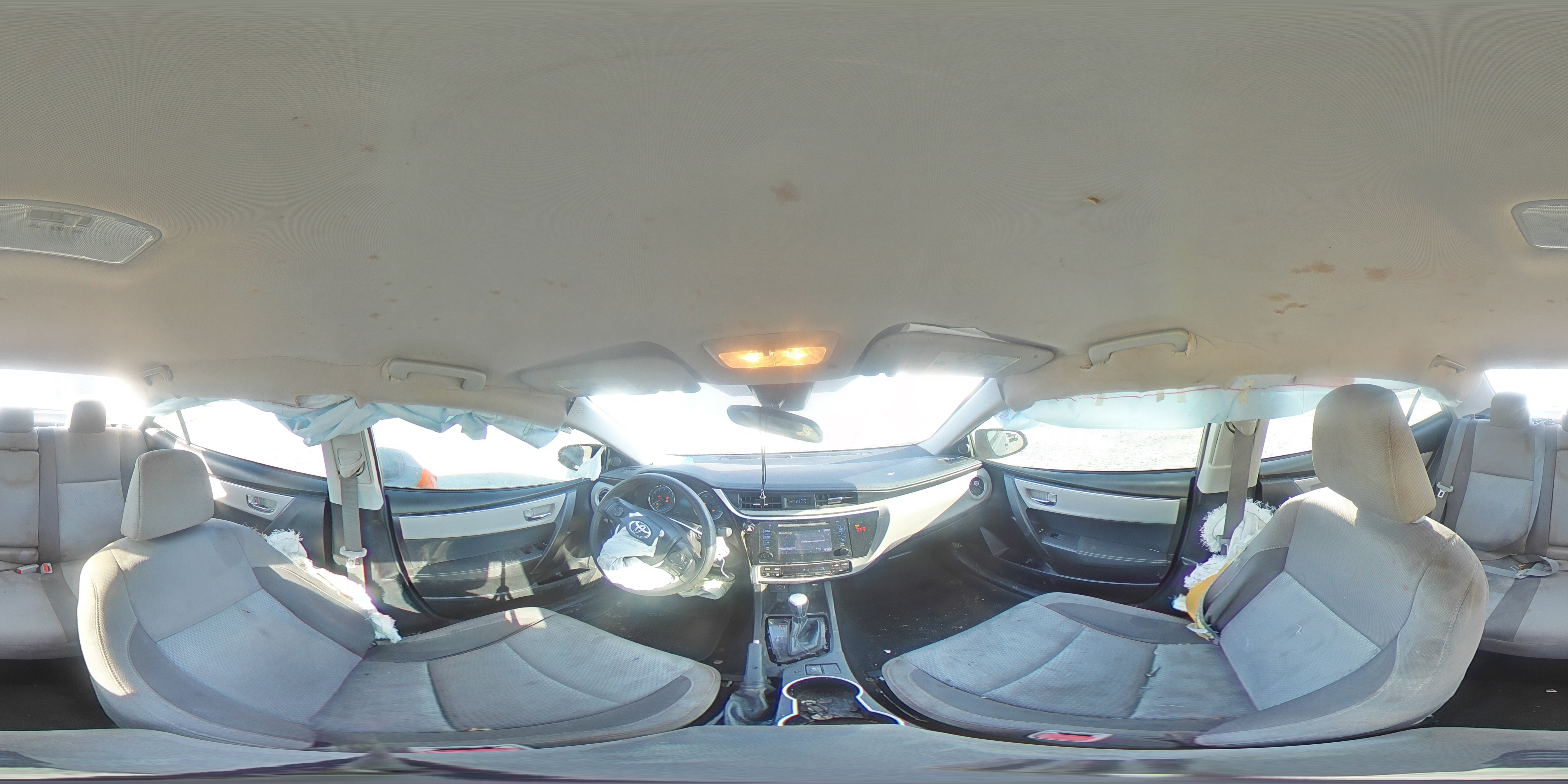 2018 Toyota Corolla - Image 13
