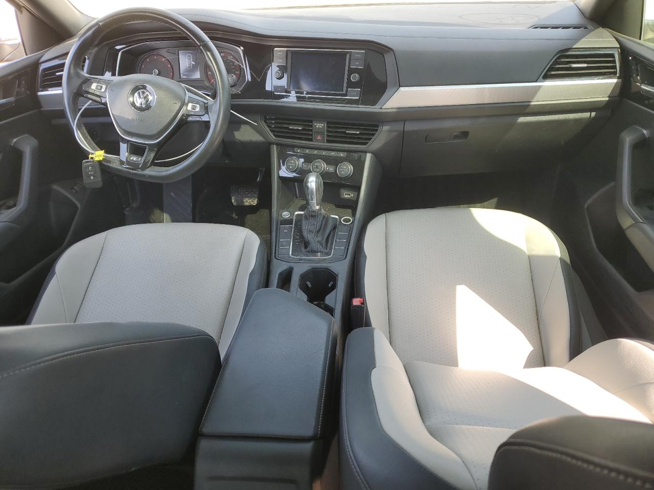 2019 Volkswagen Jetta - Image 8