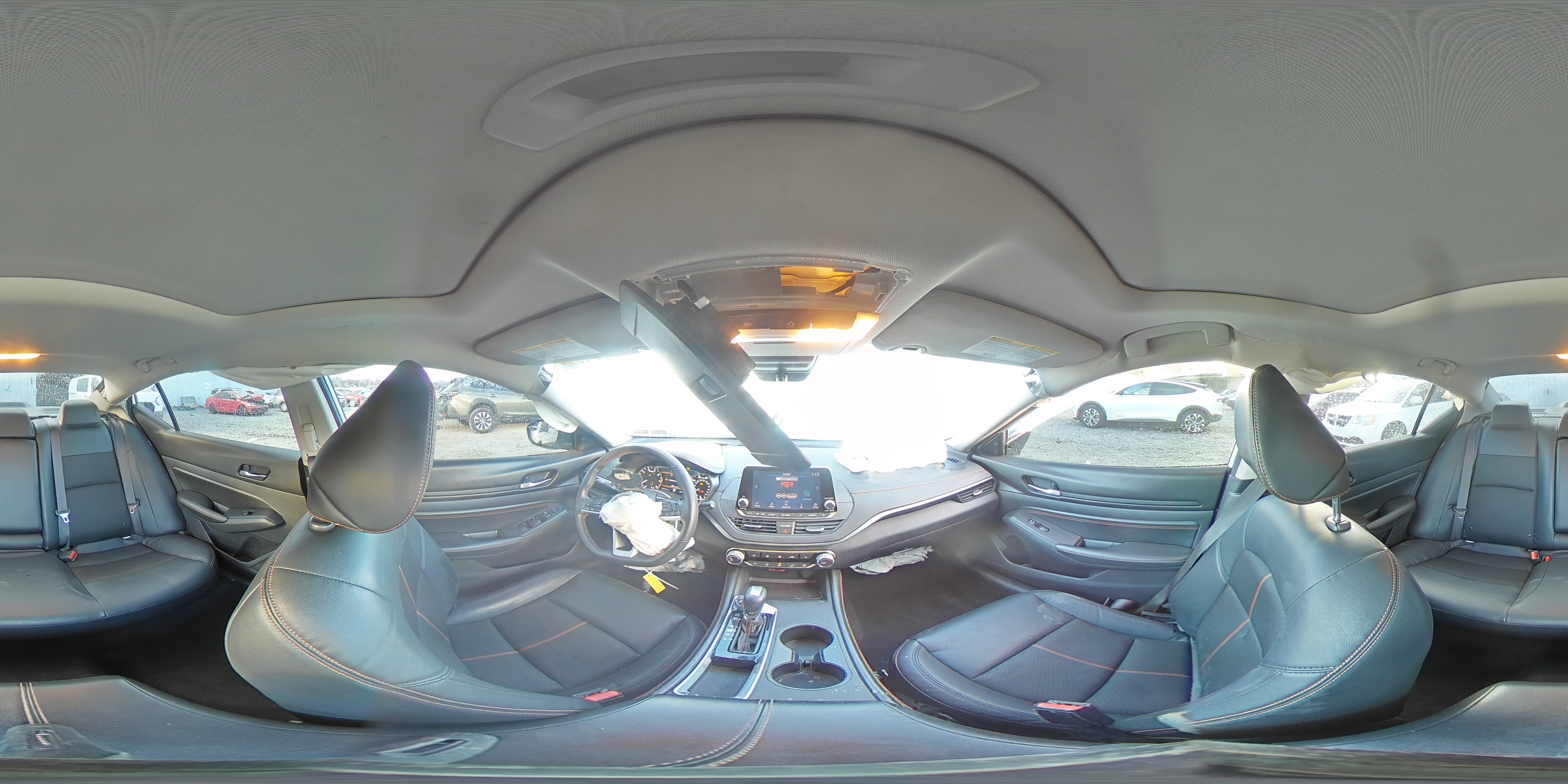 2021 Nissan Altima - Image 14
