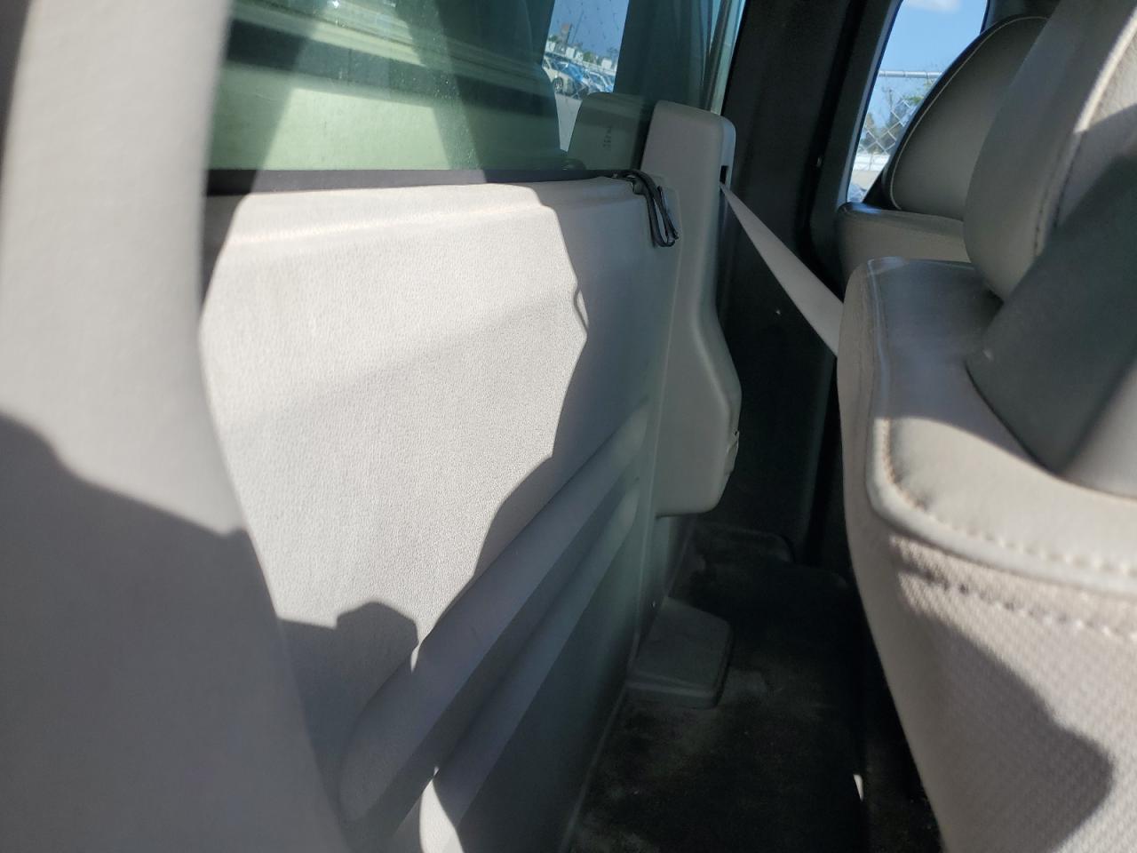2005 Ford F-150 - Image 10