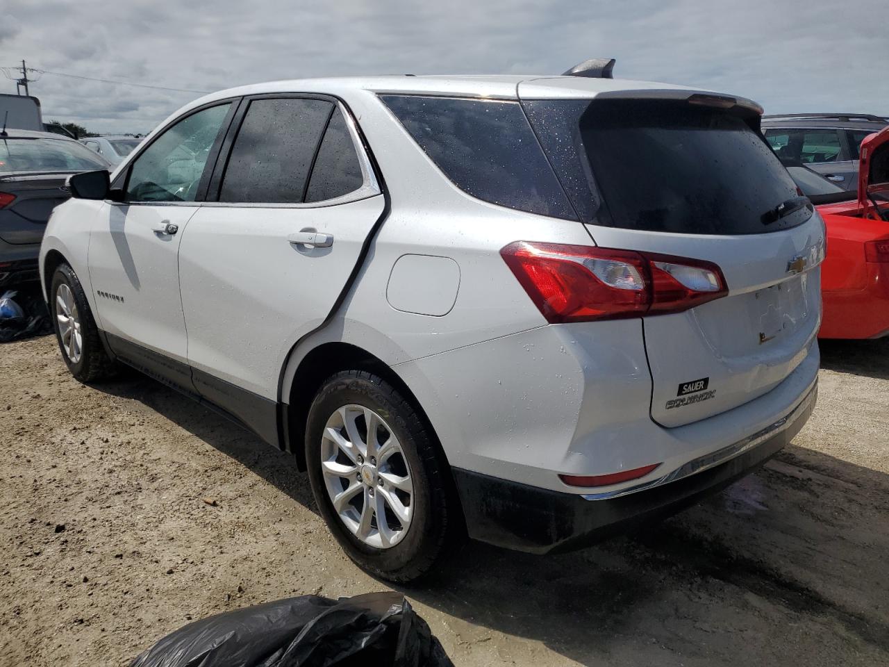 2018 Chevrolet Equinox - Image 2
