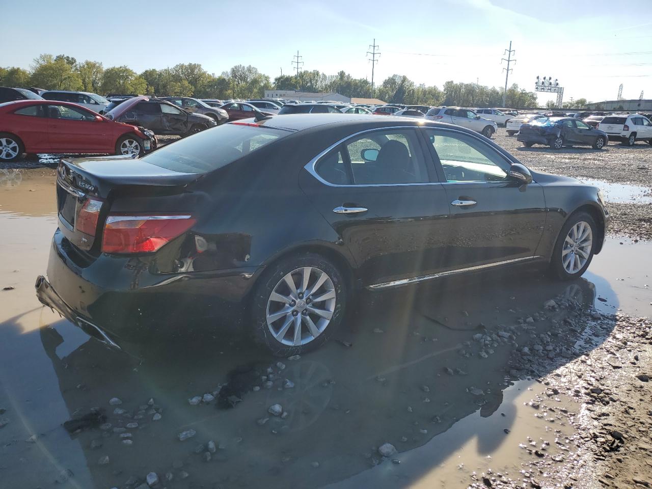 2010 Lexus LS - Image 3