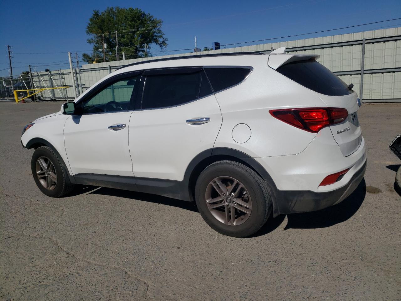 2018 Hyundai Santa Fe - Image 2
