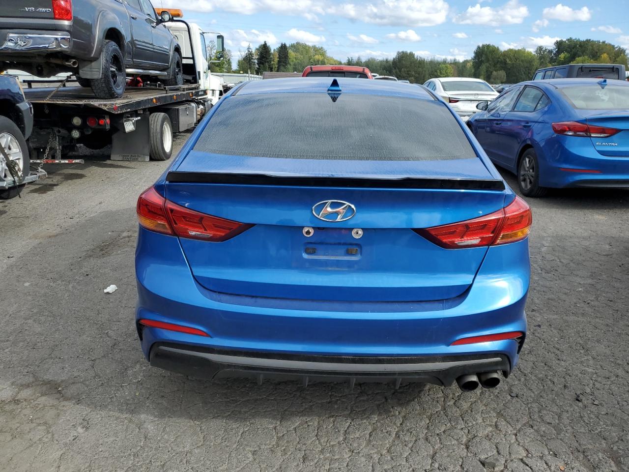 VIN KMHD04LB1HU357807 2017 HYUNDAI ELANTRA no.6