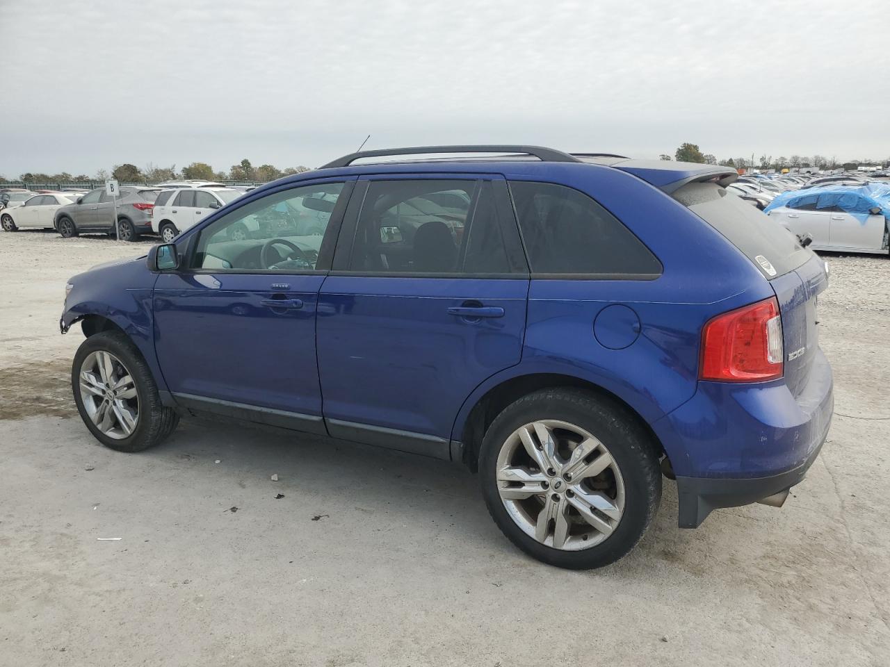 2013 Ford Edge - Image 2