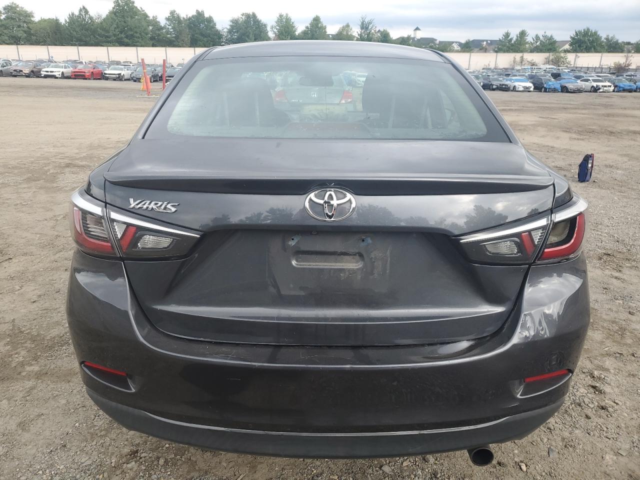 3MYDLBYV8GY109196 2016 Toyota Yaris 3MYDLBYV8GY109196 2016 Toyota Yaris