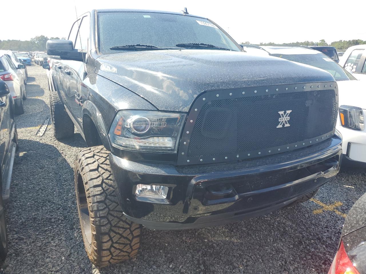 3C6UR5FL7JG302251 2018 Ram 2500 Laramie