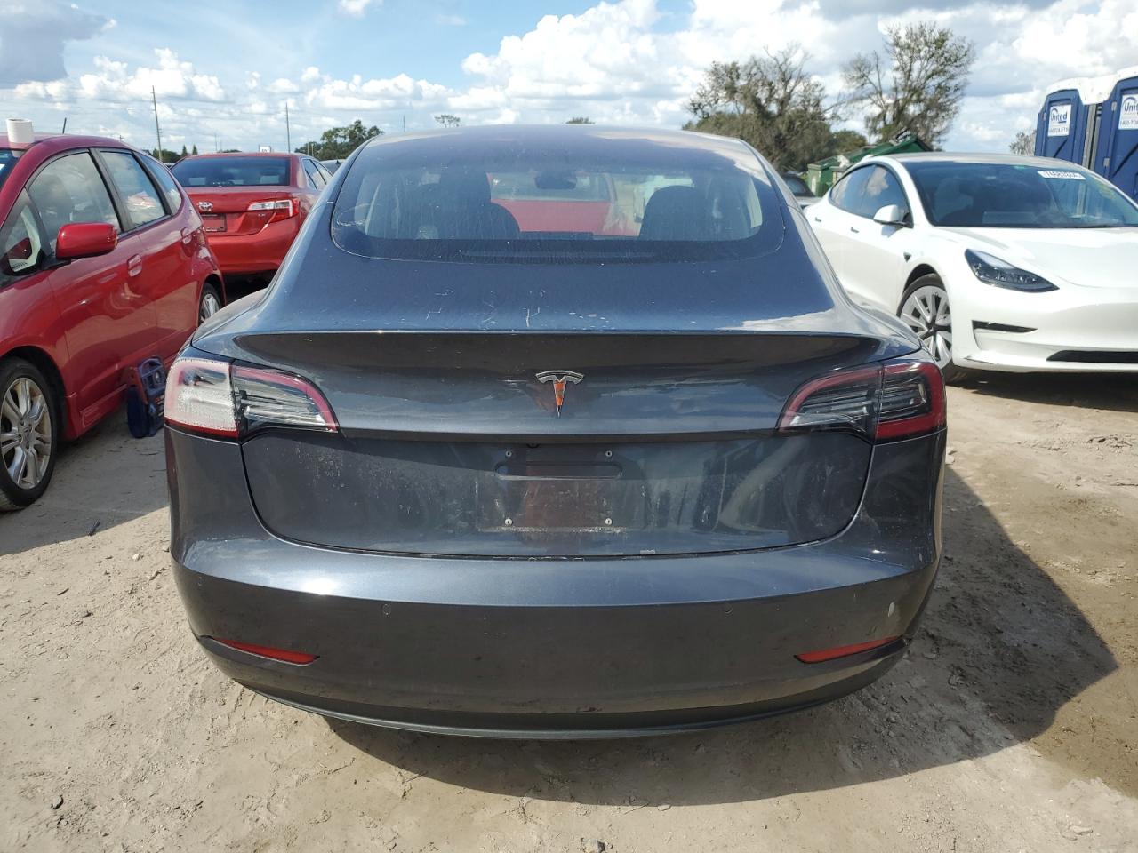 5YJ3E1EAXJF034634 2018 Tesla Model 3