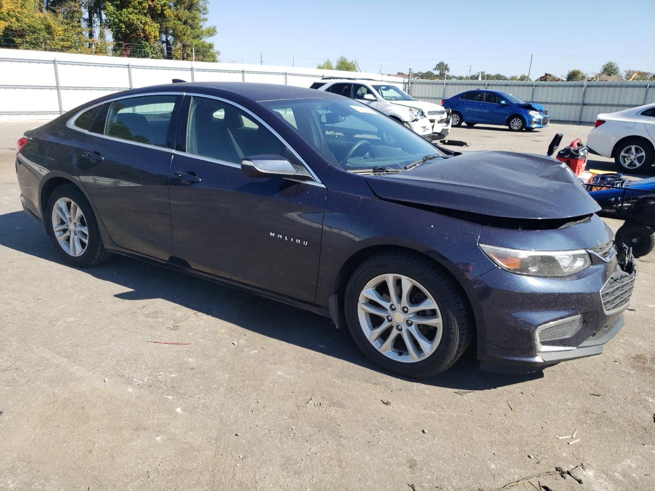 2016 Chevrolet Malibu - Image 4