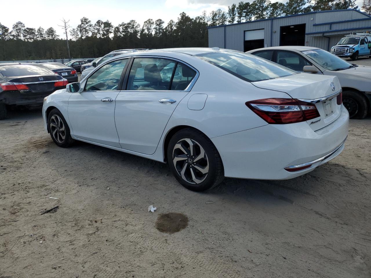 2016 Honda Accord - Image 2
