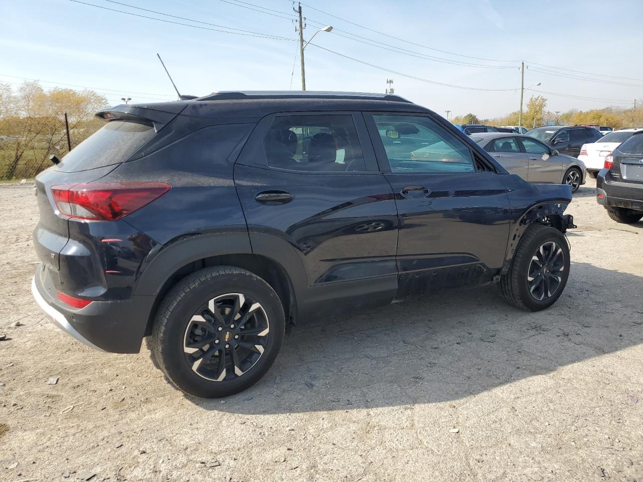 2021 Chevrolet TrailBlazer - Image 3