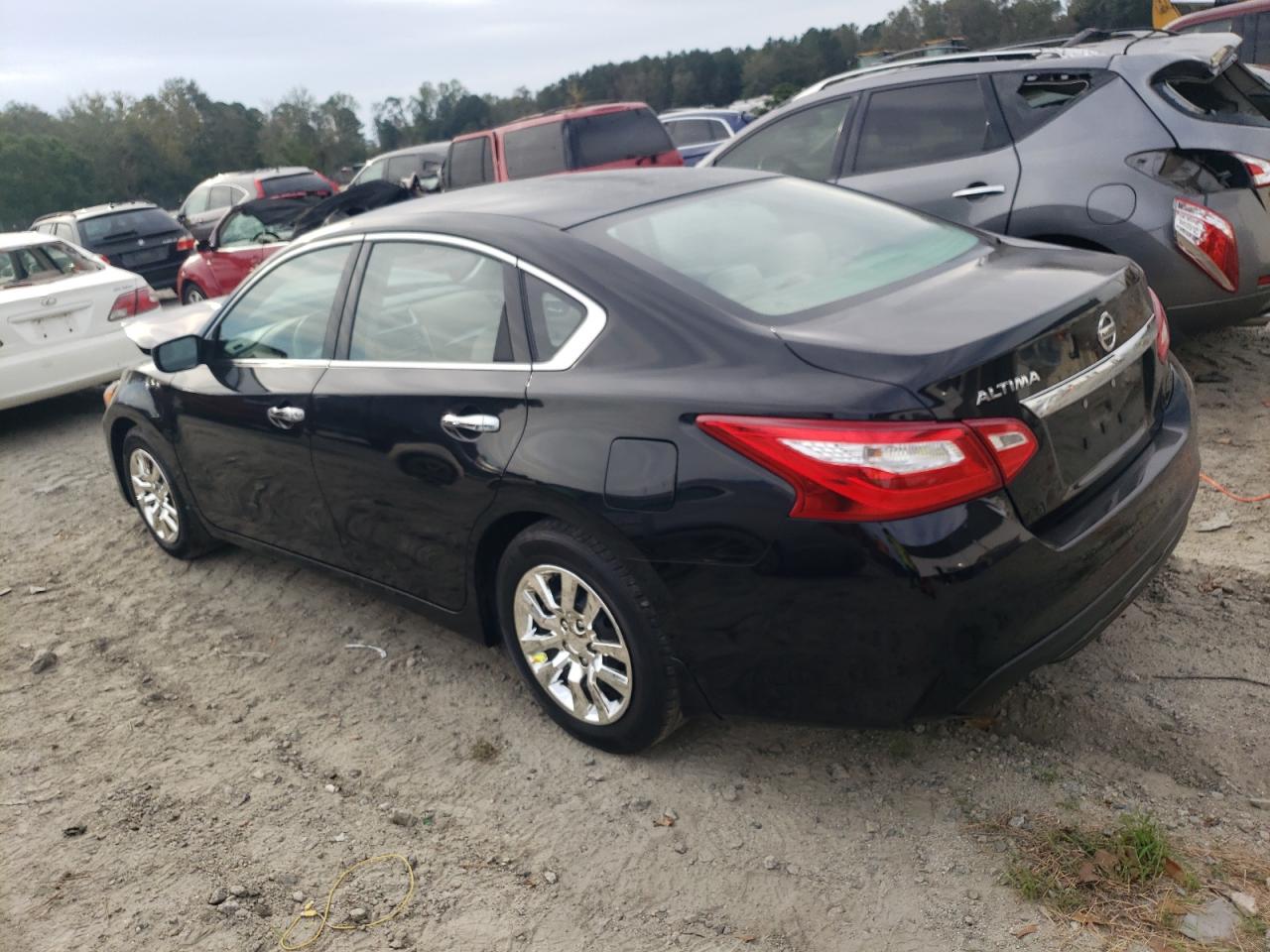 1N4AL3AP6HC132933 2017 NISSAN ALTIMA - Image 2