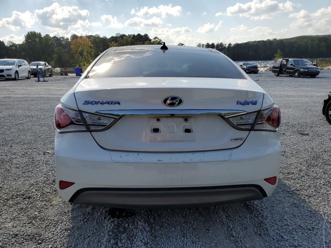 KMHEC4A49FA130556 2015 Hyundai Sonata Hybrid