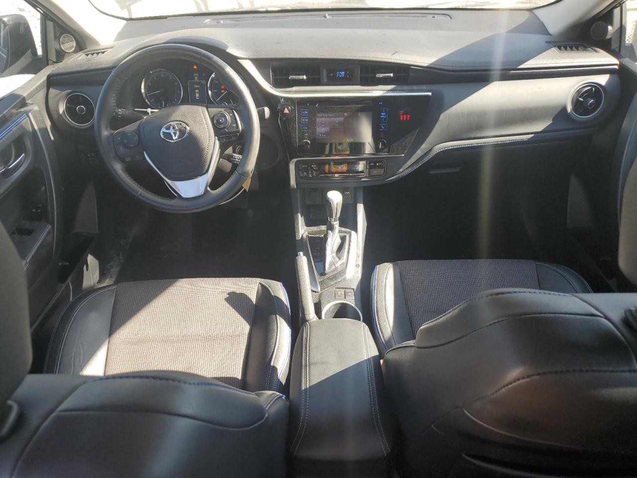 2018 Toyota Corolla - Image 8