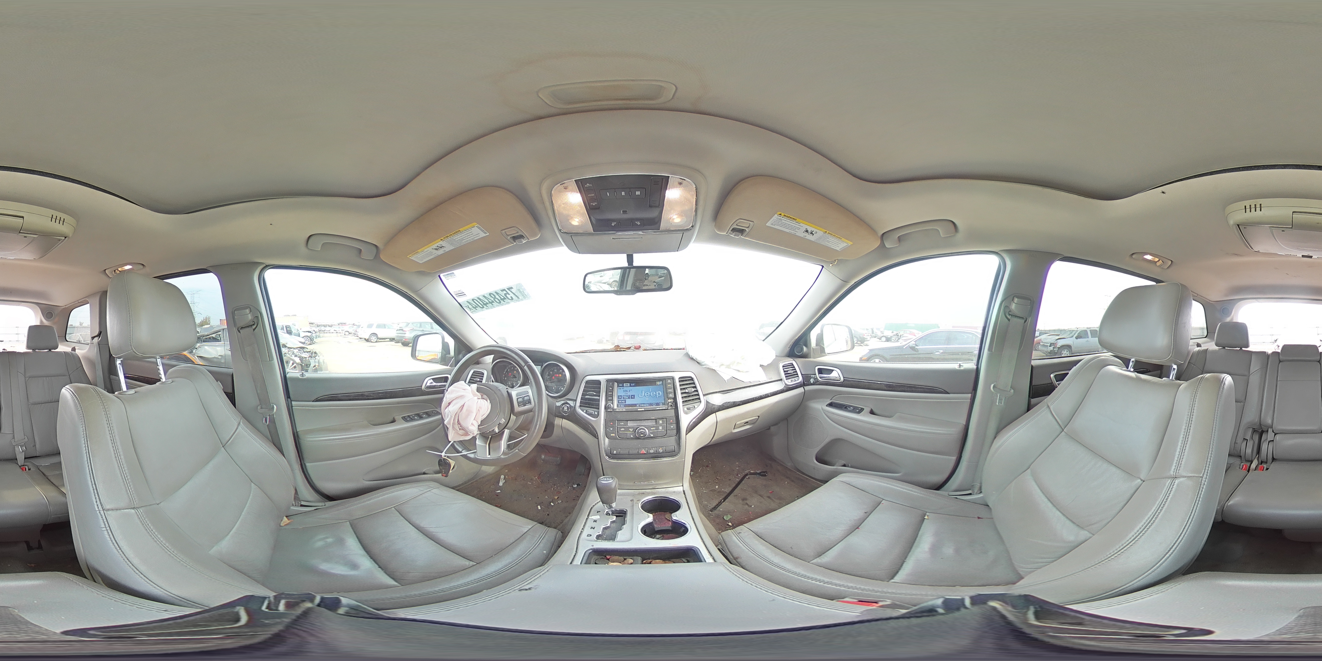 2011 Jeep Grand Cherokee - Image 12
