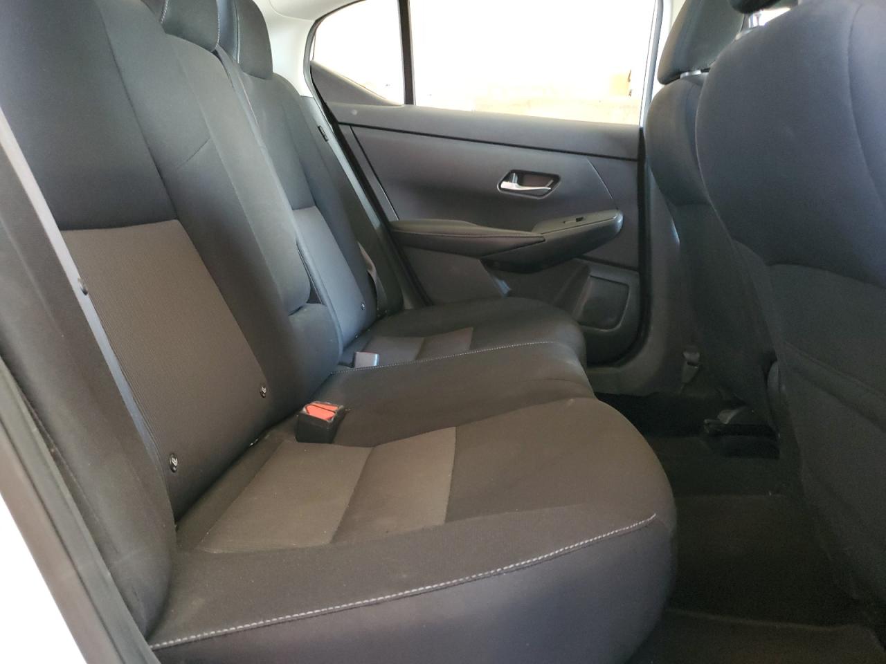 2022 Nissan Sentra - Image 10