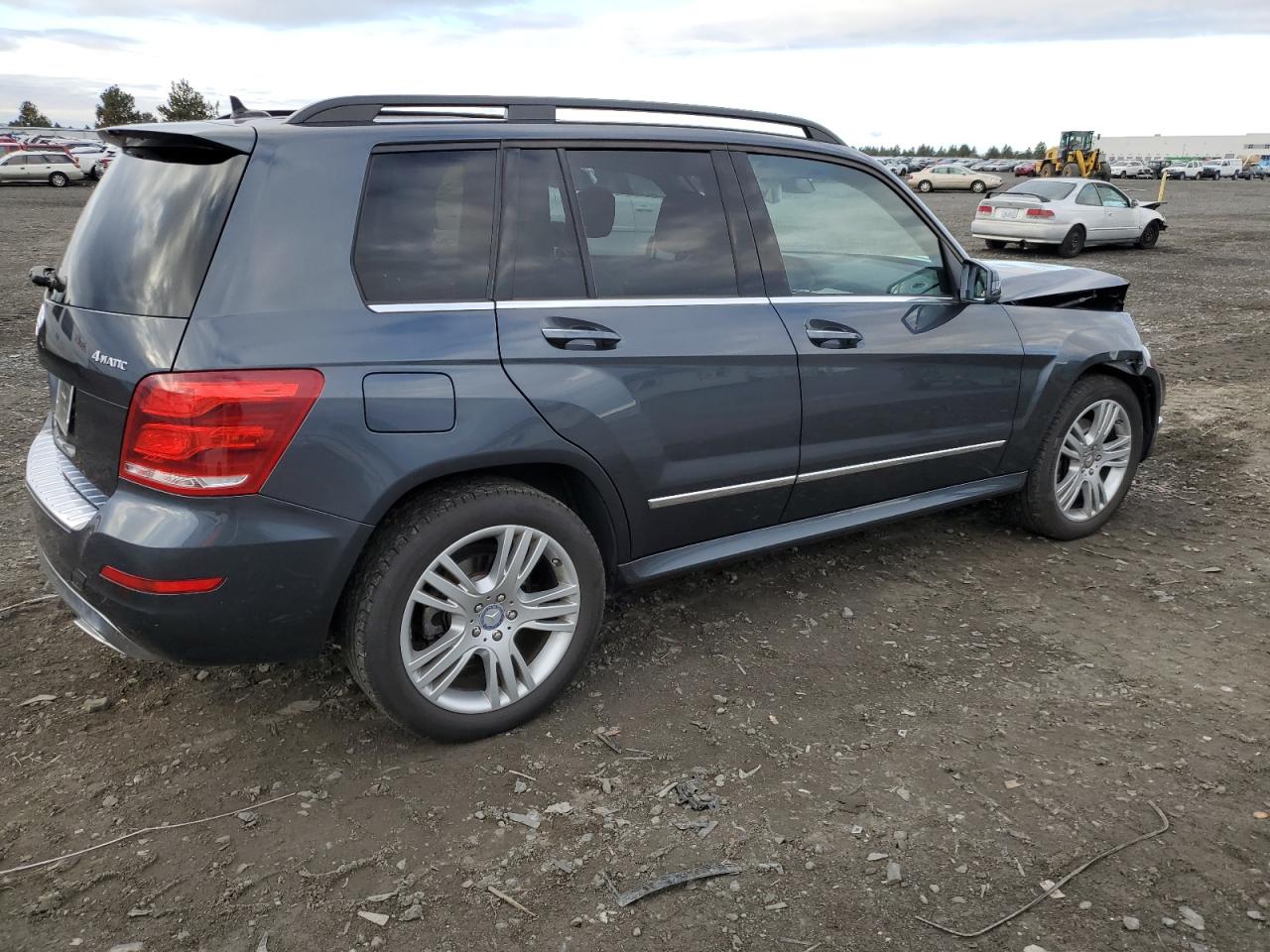 VIN WDCGG8JB5DG147298 2013 MERCEDES-BENZ GLK-CLASS no.3