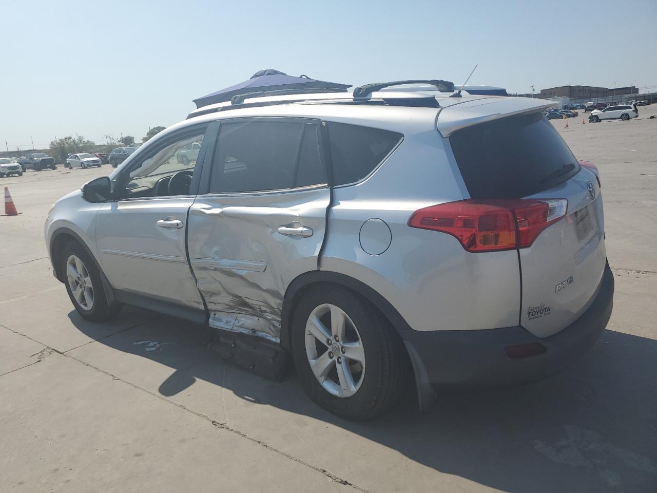 VIN JTMWFREV2D5017375 2013 TOYOTA RAV4 no.2