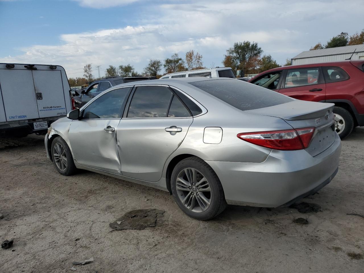 2015 Toyota Camry - Image 2
