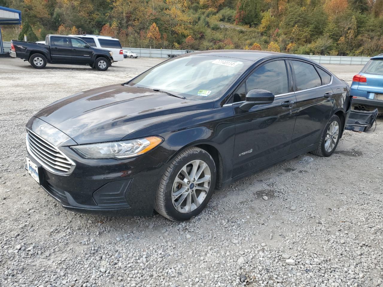 VIN 3FA6P0LU4KR120803 2019 FORD FUSION no.1