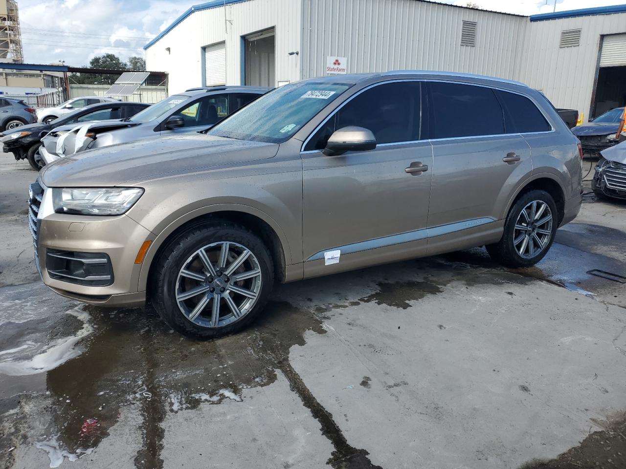 VIN WA1VAAF78JD010065 2018 AUDI Q7 no.1