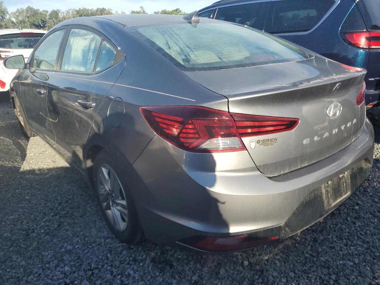 2019 Hyundai Elantra - Image 2