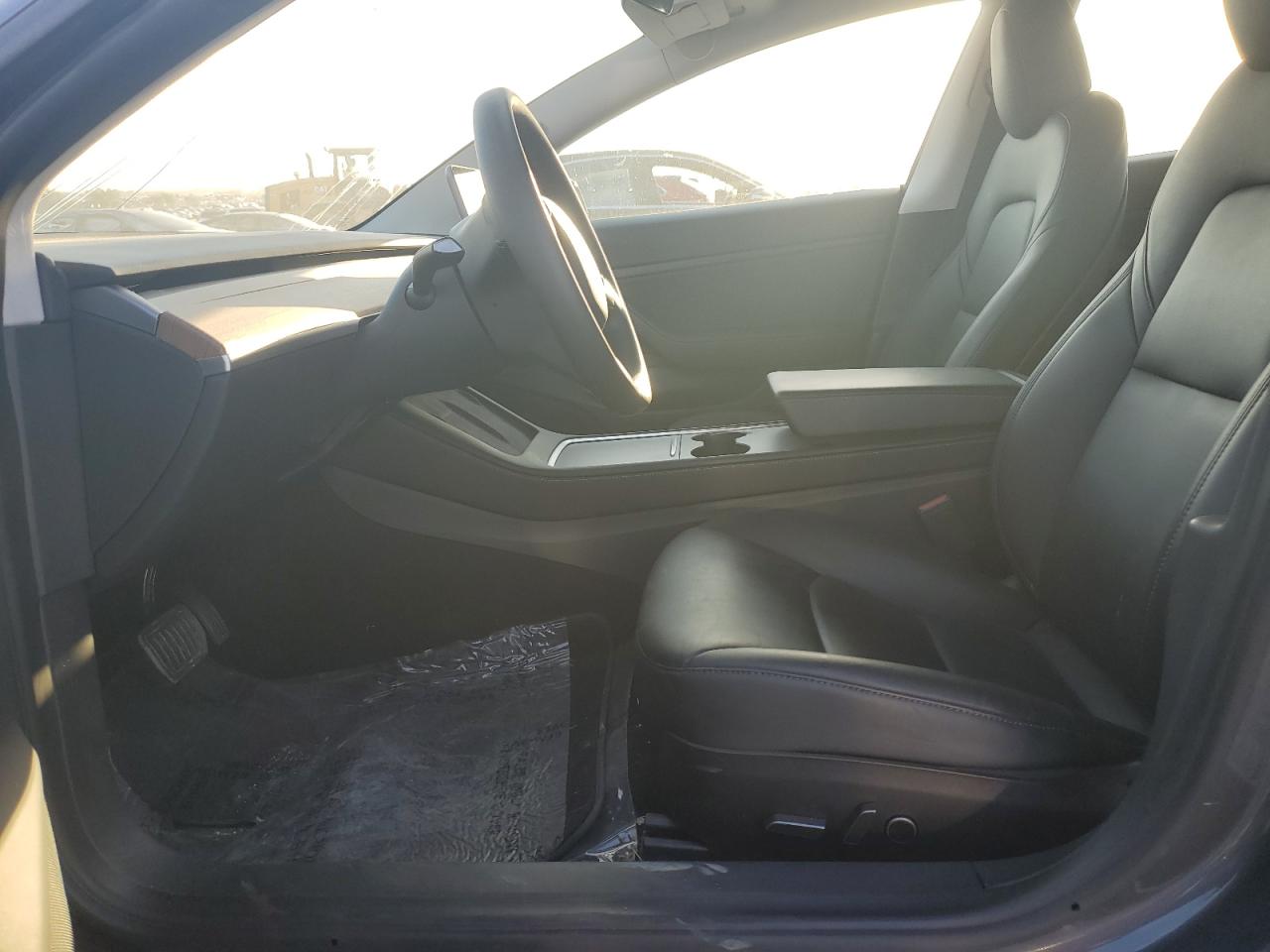 5YJ3E1EBXMF855570 2021 Tesla Model 3