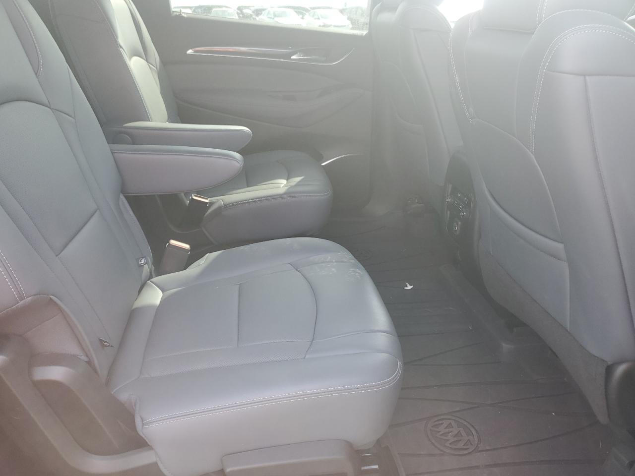 2022 Buick Enclave - Image 11
