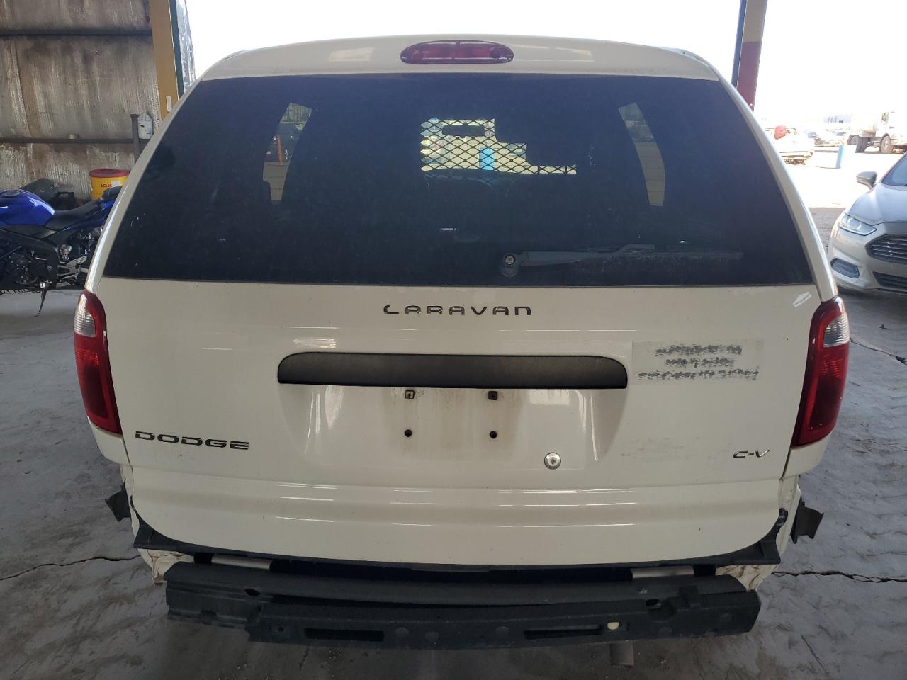 1D4GP21E05B359640 2005 Dodge Caravan C/V