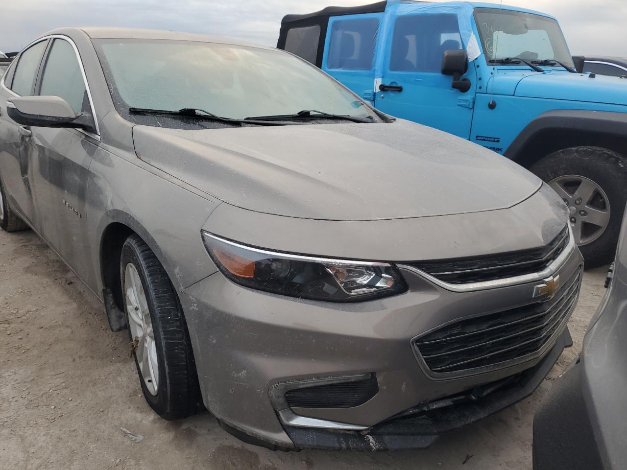 2017 Chevrolet Malibu - Image 5
