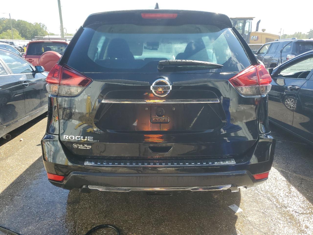 5N1AT2MT5JC711555 2018 Nissan Rogue S