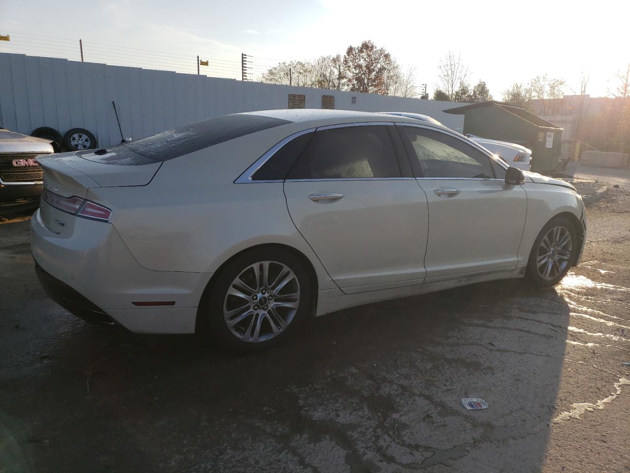 2015 Lincoln MKZ - Image 3